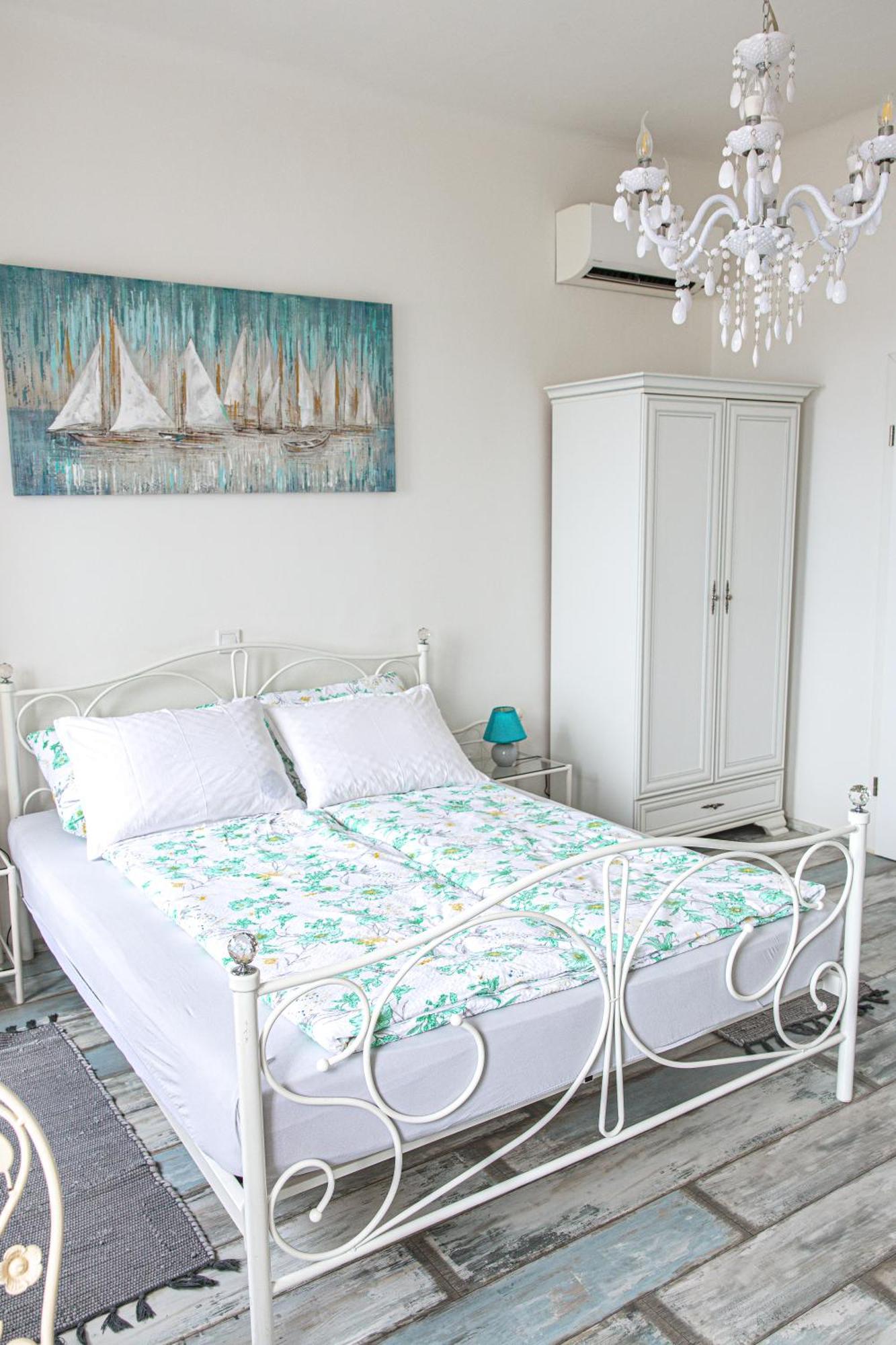 Main Square Apartments With Sea View Пула Екстериор снимка